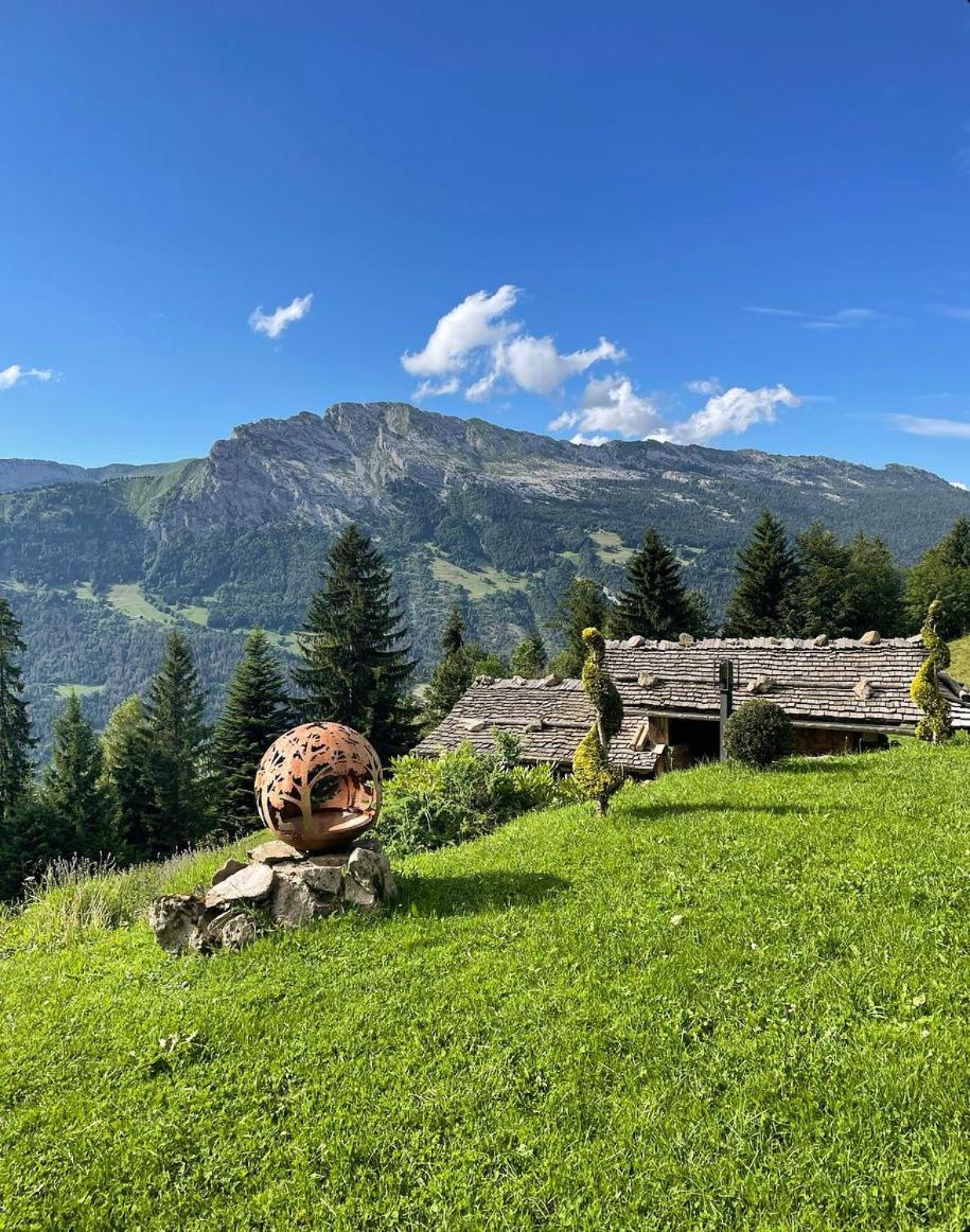 La Ferme Des Vonezins Otel Thônes Dış mekan fotoğraf